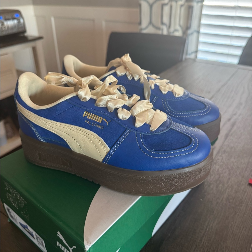 Puma Women's Sneakers in Blue and Cream